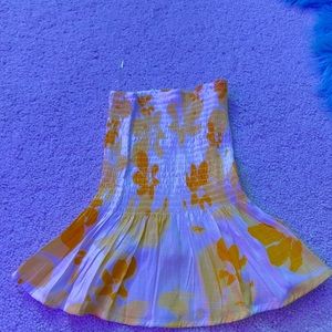 white and yellow tube top!! bottom is flowy